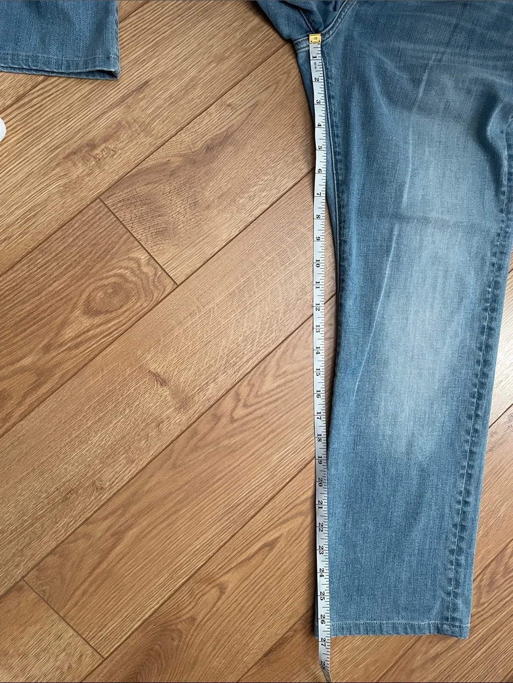 7 For All Mankind Light Blue Men’s Luxe Performance Straight Leg Jeans - Size 32